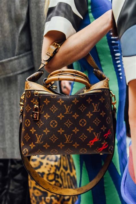 Louis Vuitton Suing Fried Chicken Shop Korea 